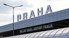 Problémy na pražském letišti. Komplikace čekají hlavně na řidiče
