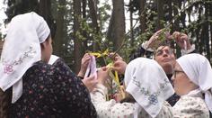 Lipno přivítalo jaro. Nechyběl tanec v krojích i pečení mazanců