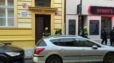 Výbuch na pražské střední škole. Jeden člověk je zraněný
