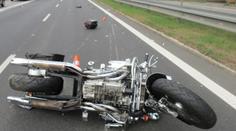 Tragédie na Litoměřicku! Při havárii na D8 zemřel motorkář