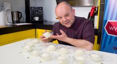 TEST MOZZARELLY: Chutný sýr nebo jen bílá hmota bez chuti?