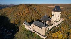 Češi mohou mít další památky UNESCO. Ve hře je Karlštejn i Kačina