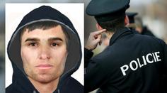 Zvrhlík si k ženě nejdřív přisedl, pak ji měl osahávat. Policisté po něm pátrají