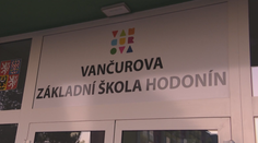 Dívčí gang terorizuje děti v Hodoníně. Rodina oběti je bezmocná, bude se stěhovat