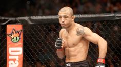 Tři bývalí šampioni UFC na cestě zpět k titulu: Kdo se mu přiblíží?