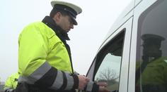 Řidičák mu sebrali za alkohol. Teď ho chtěl zpátky, v autoškole ale zase jezdil namol