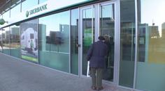 Banky vyplatily klientům Sberbank už desítky miliard. Obce budou čekat roky