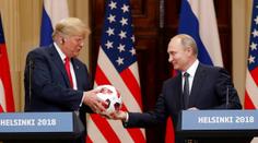 Míč, který dal Putin Trumpovi, možná skrývá bezdrátový vysílač!