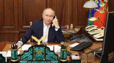 Zarudlé oči a záhadná modřina. Putin při telefonátu na Ukrajinu vypadal děsivě
