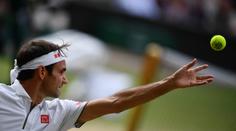 Federer zvládl souboj titánů, ve finále vyzve Djokoviče