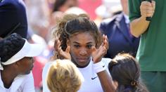 VIDEO: Nejpodivnější vystoupení Wimbledonu. Bylo Sereně opravdu tak zle?