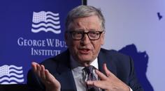 AI změní pracovní trh. Přežijí jen tyhle tři profese, varuje Bill Gates