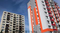 O panelákové byty v ČR není zájem. Ceny nemovitostí porostou, varují ekonomové