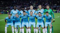 Slavia je statečná a tvrdě maká, píše španělský tisk. Barca to schytala