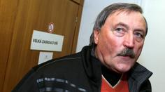 Autor legendárního dloubáku z Bělehradu chce do Senátu!