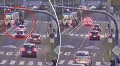 Šofér měl nabrat chodce přímo na zastávce! Policie hledá svědky. VIDEO