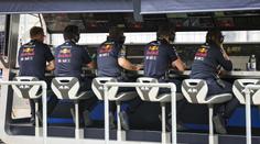 Inzerát na sociální síti. Red Bull hledá posily pro strategický tým F1 netradičně