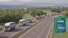 Kolony brzdily provoz před hranicemi do Německa. Kamiony stály i 30 hodin