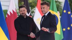 Kamery zachytily Zelenského s Macronem. Řešili, jak se vypořádat s Trumpem