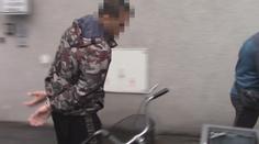 VIDEO: Hledaný muž policii neunikl, na kontě má mít řadu činů