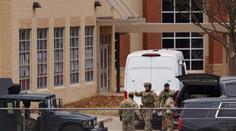 Drama v USA: Únosce držel v texaské synagoze několik rukojmích