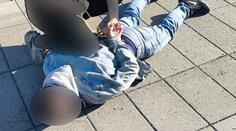 Policie zadržela uprchlého vězně. Při útěku se měl podhrabat pod plotem