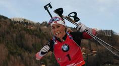 Eckhoffová má biatlonový hattrick. V Annecy ovládla i masový závod