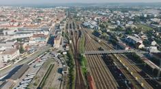 V Českých Budějovicích vznikne pod železnicí tunel. Stavba začne už příští rok