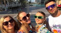 Kristi a Trabo z Love Islandu plní slib: Vzali své matky do Dubaje