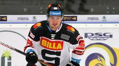 Sparta přichází o elitního útočníka, Tomášek míří do KHL