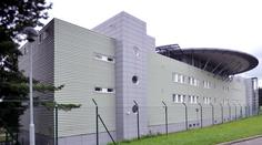 Lidé volají po otevření "tajné" nemocnice. Vojáci řekli, proč to nejde