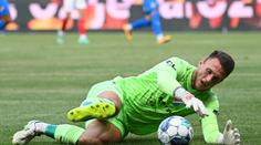 Létající Letáček. Český brankář uchvátil Getafe skvělým zákrokem