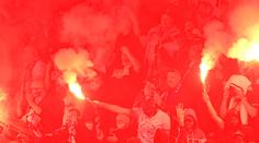 Baník se plácne přes kapsu, platí za masivní použití pyrotechniky