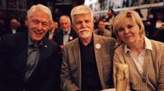 Setkání s Pavlem i Havlovou. Clinton se vrátil do klubu Reduta