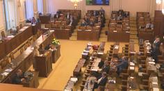 Pokračuje 35. schůze Sněmovny. Poslanci mají na programu interpelace vlády
