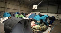 Imigranti žili v neuvěřitelné špíně! Fotky z utečeneckého kempu