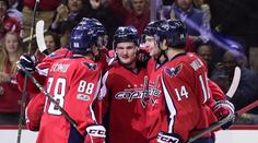 Washington se vysokou výhrou nad Carolinou vrátil do čela NHL