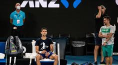 Djokovič se zatím nenechá očkovat, klidně obětuje i další grandslamy