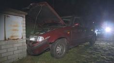 Matka nabourala i se dvěma syny (2 a 4) v autě. Chtěla se zabít?