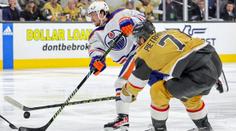Za zákeřný faul bude pykat. Vegas přišlo o hvězdného beka Pietrangela