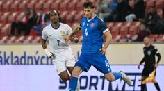 Děravá síť a mizerná návštěva. Trapas v Trnavě, píšou o utkání Slováci