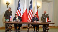Pompeo chce v Polsku víc vojáků USA. Podepsal dohodu s ministrem