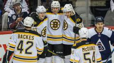 Hvězdný Krejčí vyřídil Colorado, Boston slaví potřetí v řadě