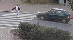 Řidič srazil na přechodu dívku. Poplácal ji po ramenou a ujel, hledá ho policie
