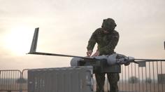 Evropská komise investuje do obrany. Na stavbu dronů dá státům 22 miliard