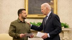 Biden chce Ukrajině poslat poslední velkou pomoc. Plán má jednu velkou vadu