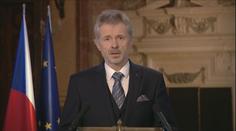 Vystrčil v projevu vyzval ke vstřícnosti, pochválil Babiše i Zemana
