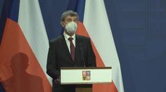 Babiš zrušil cestu do Rakouska. Chtěl se tam podívat na testování žáků