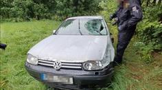 Řidič auta v Adršpachu měl přejet dva muže a ujet. Oba svým zraněním podlehli