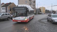 Každý rok se v MHD najdou stovky věcí. V Brně někdo zapomněl protézu